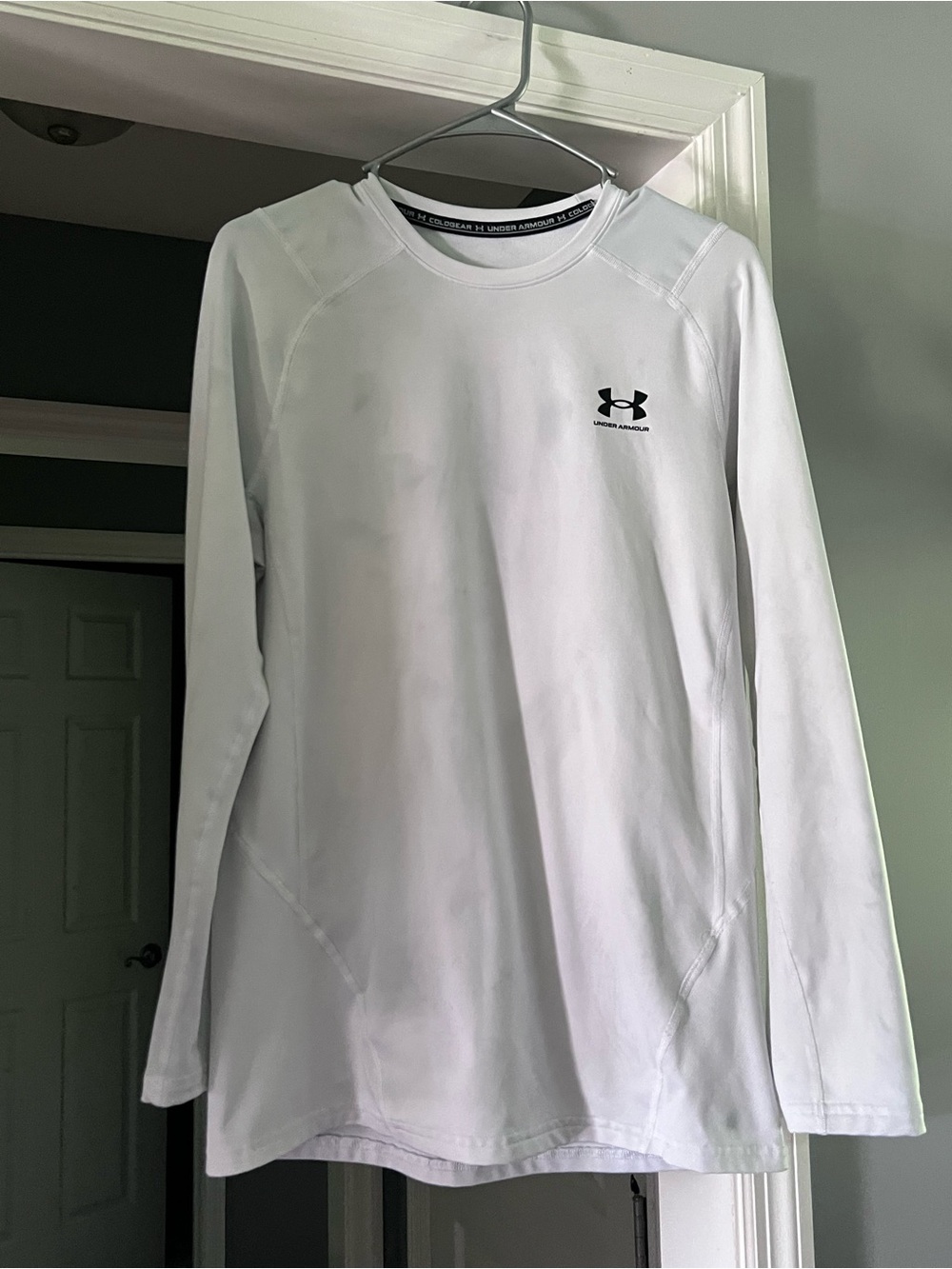 Under armour thermal undershirt